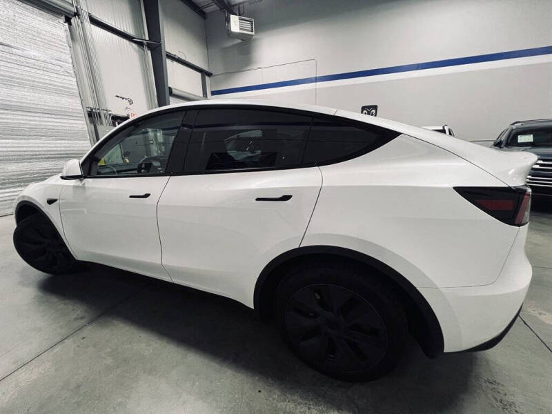 2024 Tesla Model Y Long Range