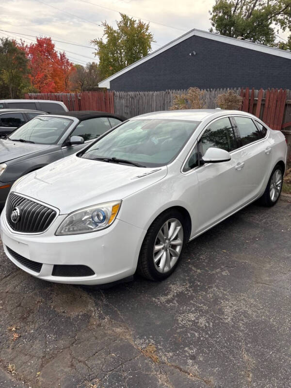 2016 Buick Verano 1SD's photo
