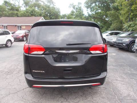 2018 Chrysler Pacifica Touring Plus