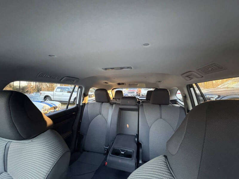 2020 Toyota Highlander L