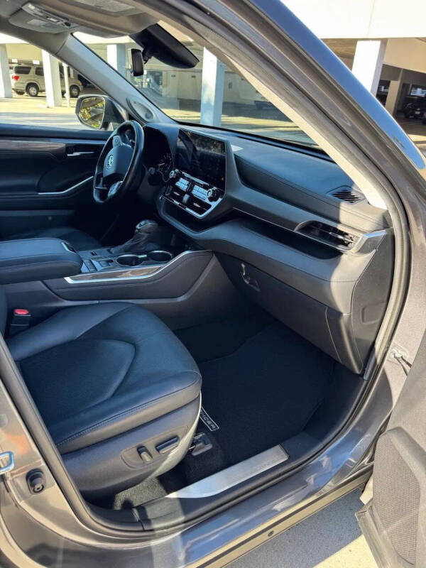 2021 Toyota Highlander Limited