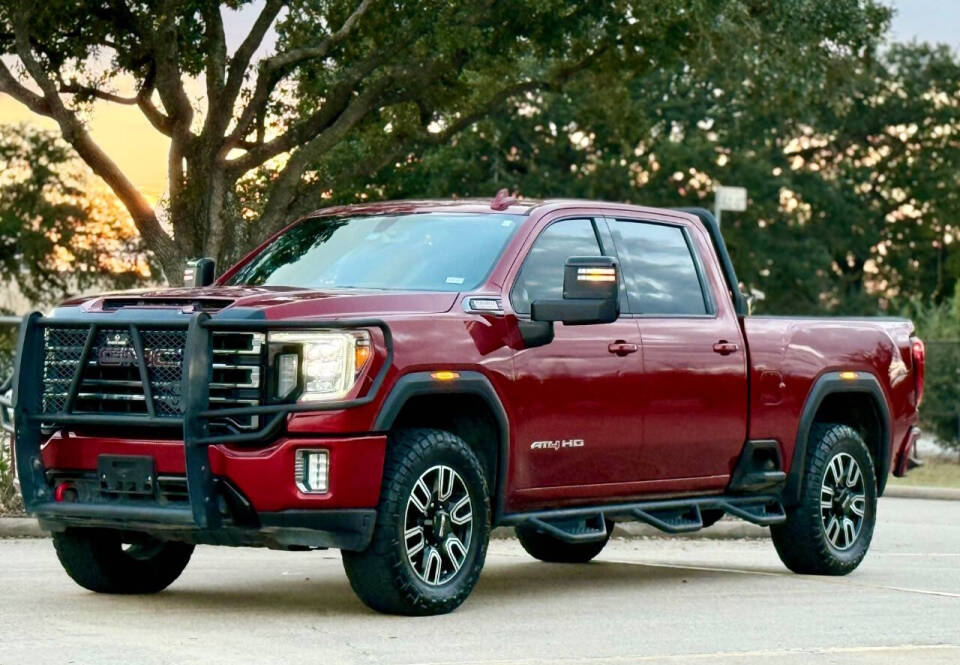 2023 GMC Sierra 2500HD AT4's photo