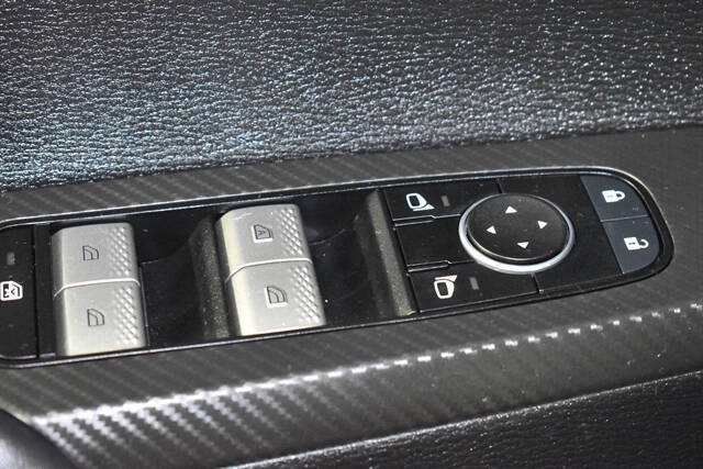 2024 Mitsubishi Outlander ES