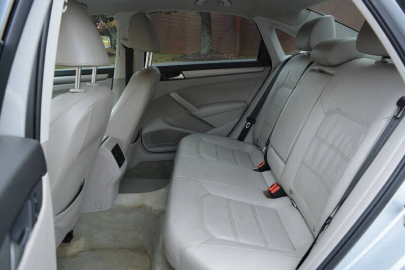 2014 Volkswagen Passat 2.0L TDI SE