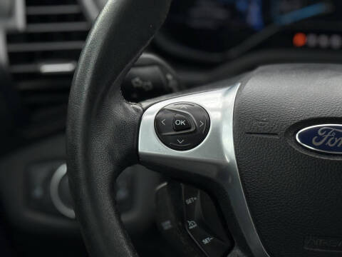 2017 Ford C-MAX Energi SE