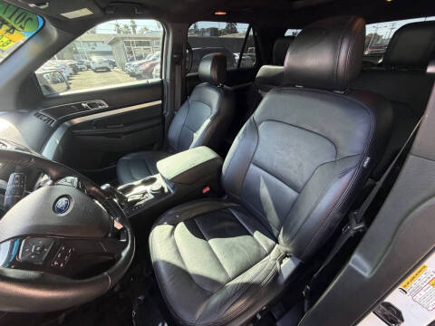 2017 Ford Explorer XLT