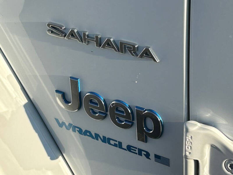 2024 Jeep Wrangler Sahara 4xe