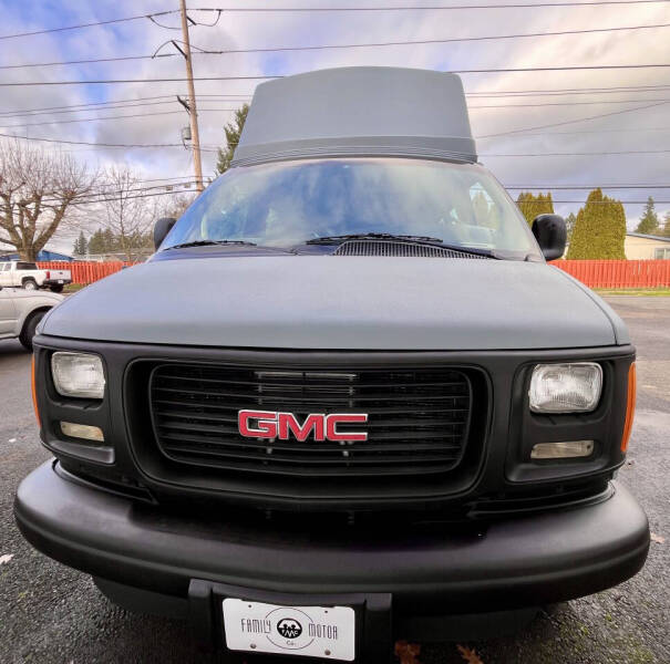 2002 GMC Savana G3500 SLE