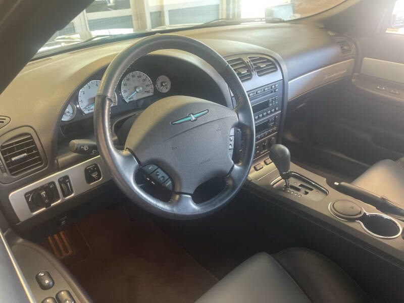 2005 Ford Thunderbird Deluxe