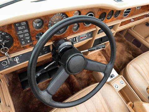 1985 Rolls-Royce Corniche