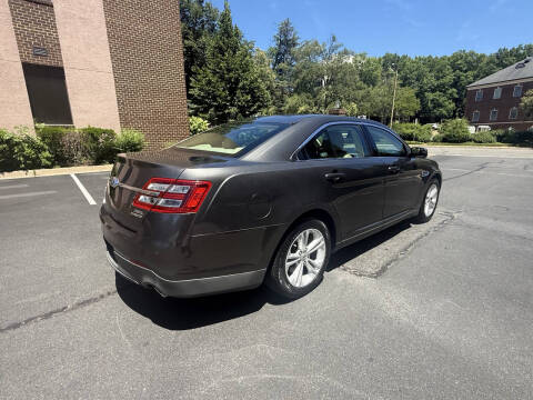 2015 Ford Taurus SEL