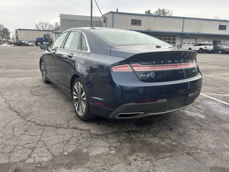 2017 Lincoln MKZ Select
