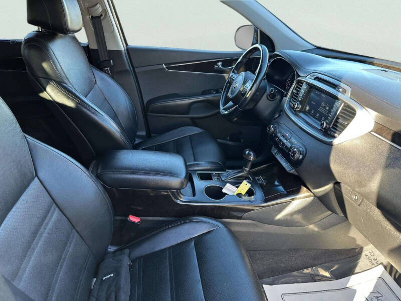 2017 Kia Sorento EX V6