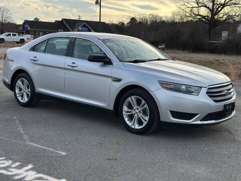 2017 Ford Taurus for sale at ECONO AUTO INC in Spotsylvania VA