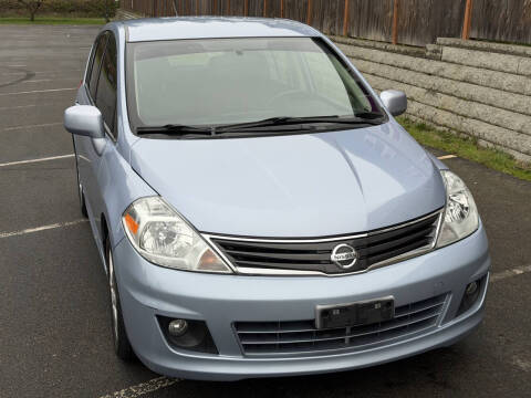 2010 Nissan Versa 1.8 SL