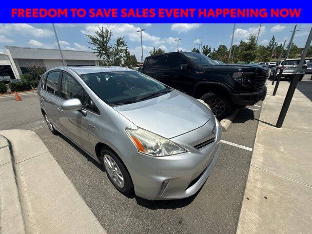 2014 Toyota Prius v Three