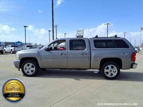 2013 Chevrolet Silverado 1500 for sale at LANDMARK OF TAYLORVILLE in Taylorville IL