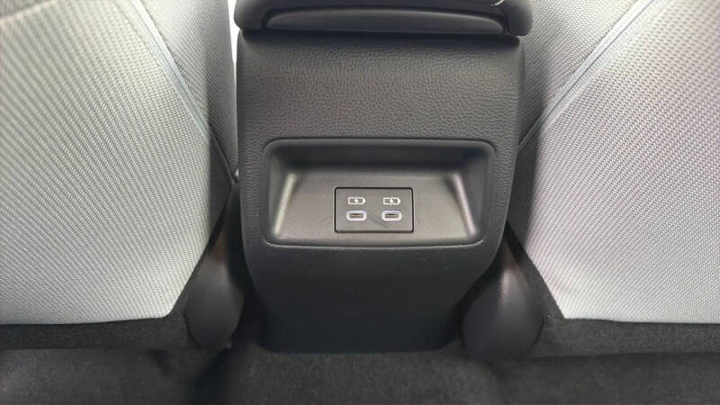 2023 Toyota Corolla Hatchback SE