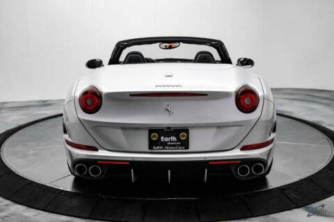 2016 Ferrari California T