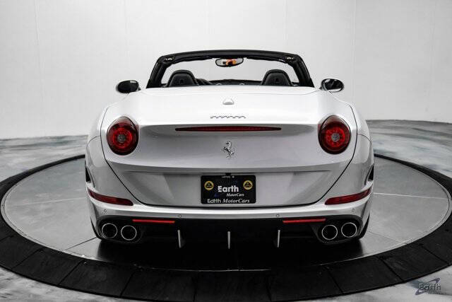 2016 Ferrari California T