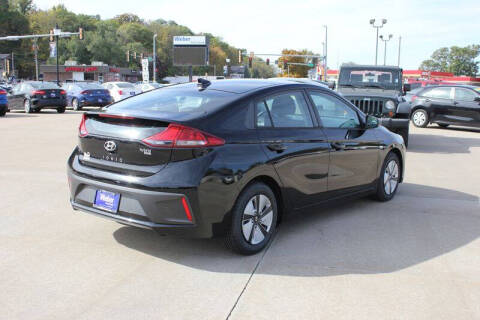 2018 Hyundai Ioniq Hybrid Blue
