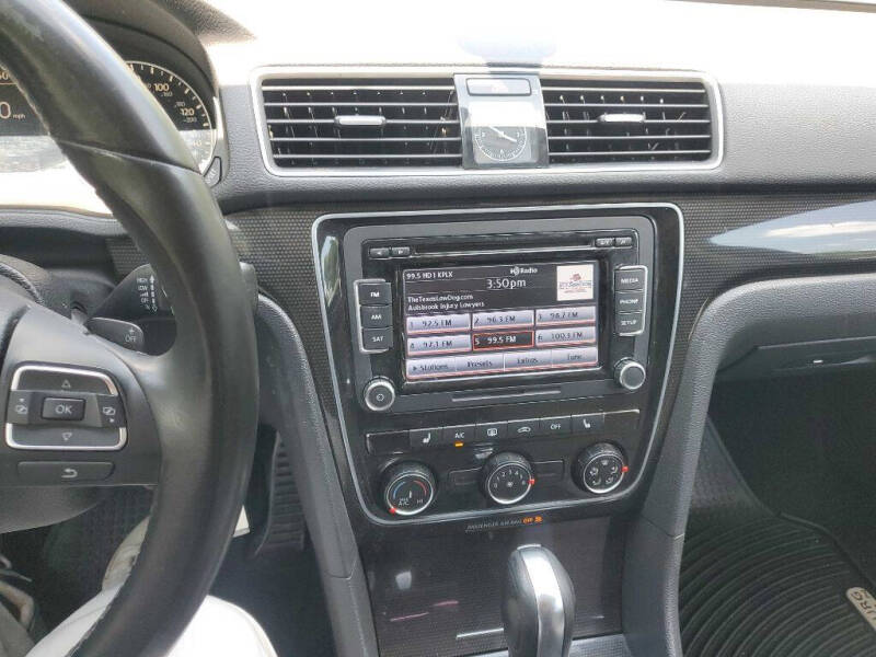 2015 Volkswagen Passat