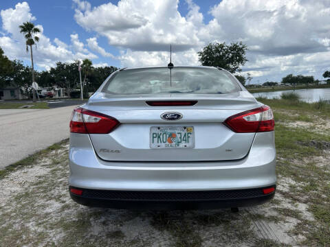 2012 Ford Focus SE
