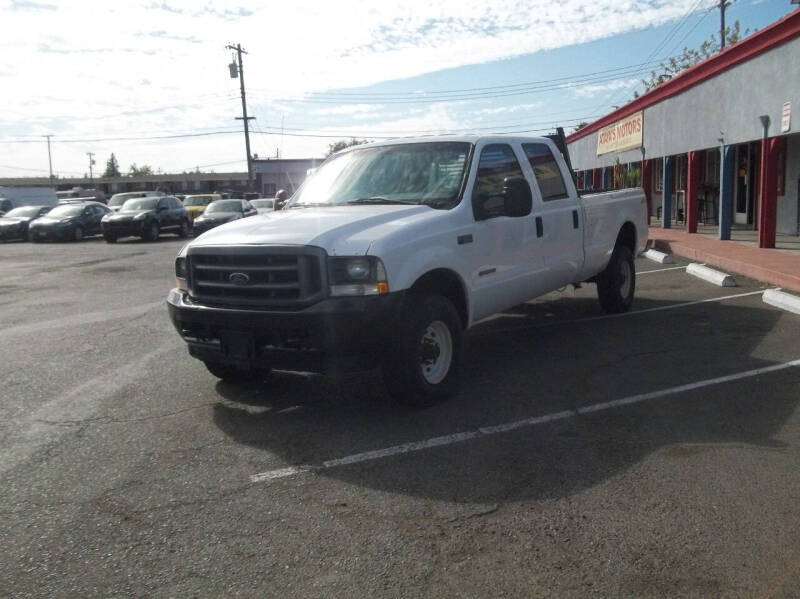 2002 Ford F-350 Super Duty XLT photo 3