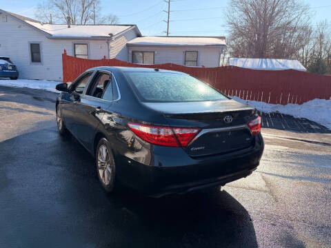 2016 Toyota Camry SE
