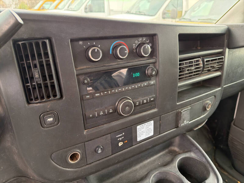 2016 GMC Savana 3500