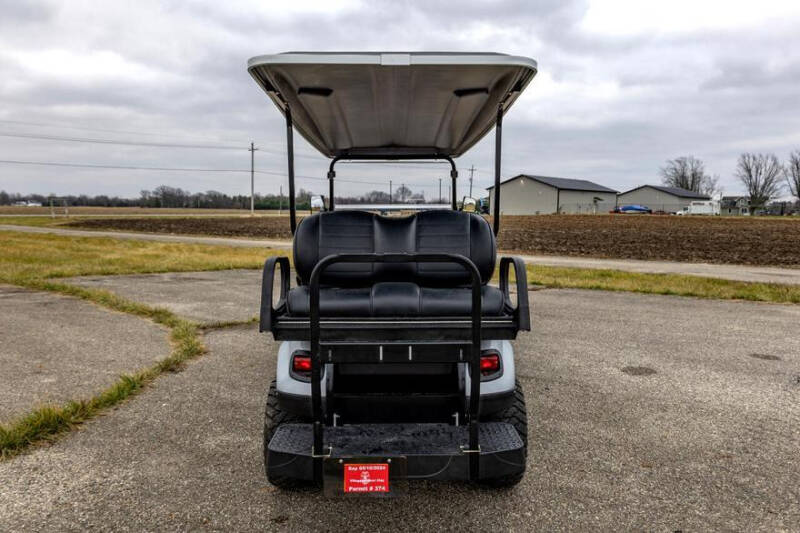 2021 E-Z-GO 6-Passenger