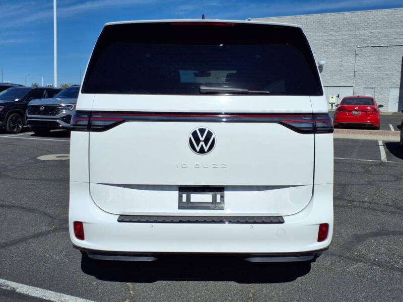 2025 Volkswagen ID. Buzz Pro S