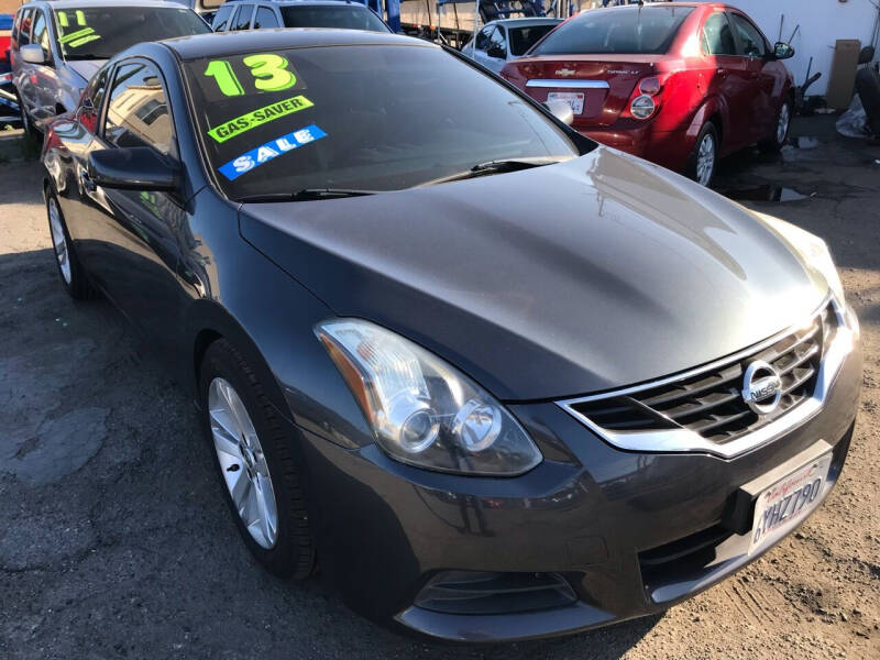 2013 Nissan Altima for sale at CAR GENERATION CENTER, INC. in Los Angeles CA