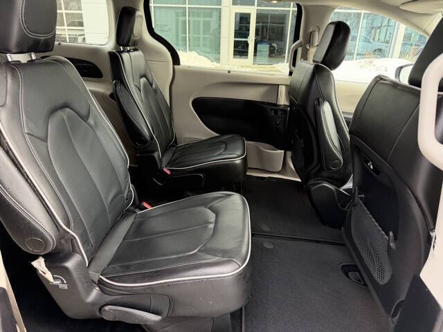 2022 Chrysler Pacifica Limited