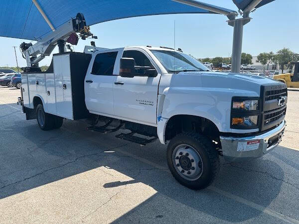 2022 Chevrolet Silverado 4500 Medium Duty Chassis Cab's photo