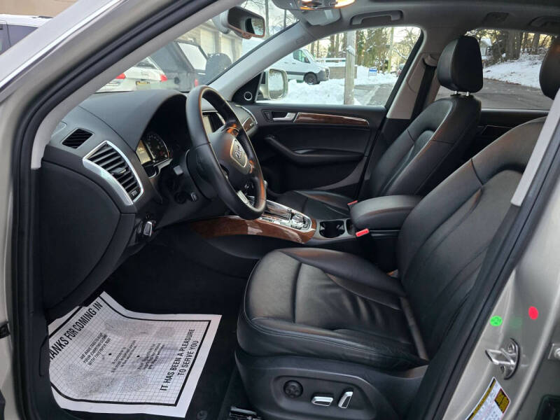 2017 Audi Q5 2.0T quattro Premium Plus