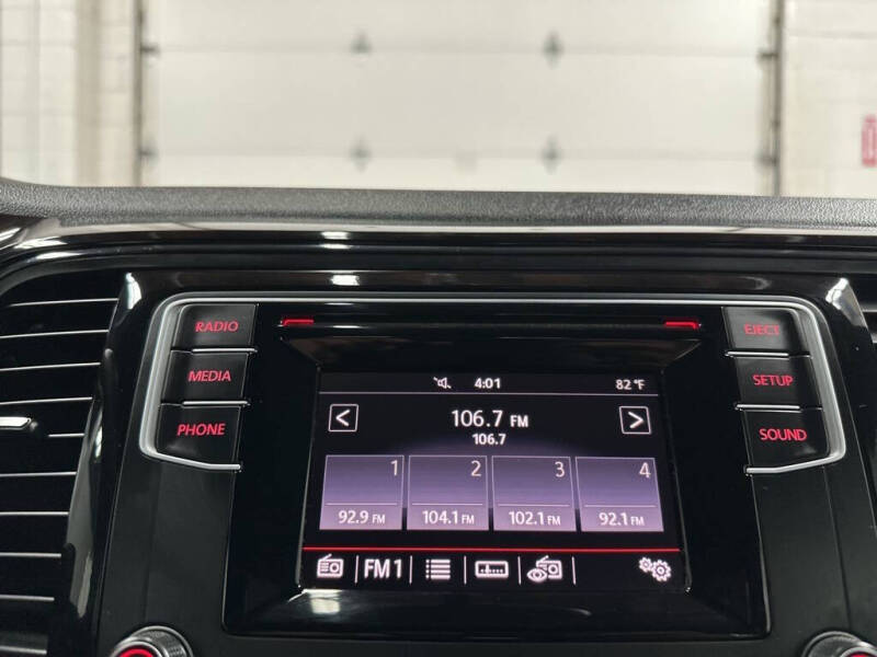 2019 Volkswagen Beetle 2.0T S