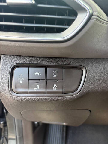 2019 Hyundai Santa Fe SE 2.4L