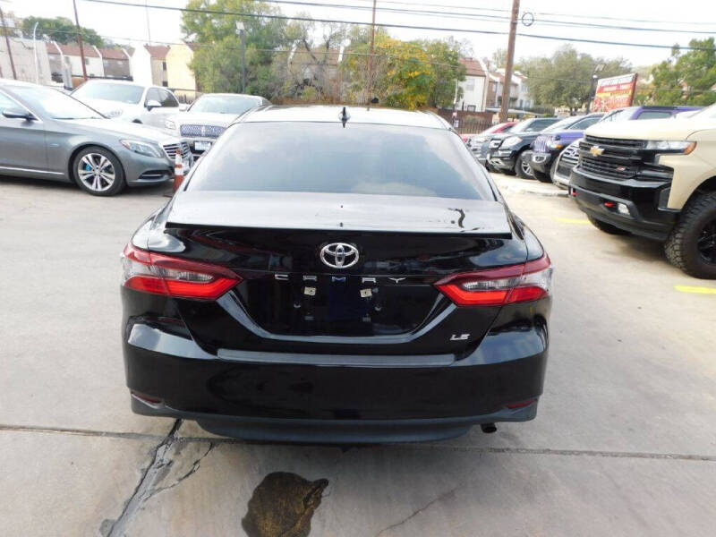 2023 Toyota Camry LE