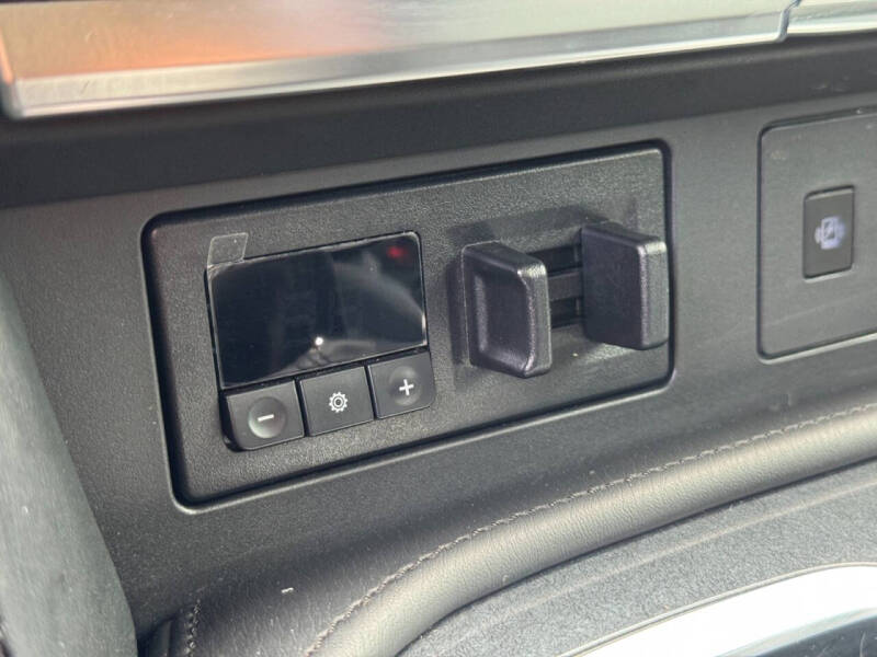 2023 Nissan Armada SV