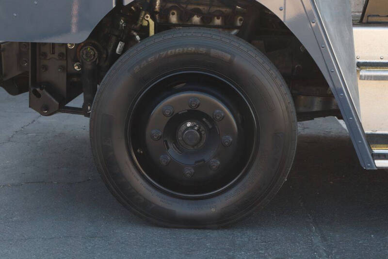 2020 Freightliner MT45 Chassis