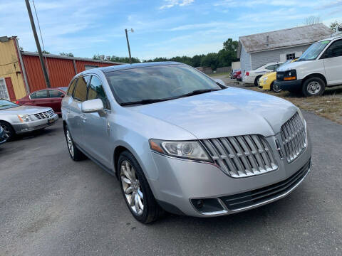 2011 Lincoln MKT for sale at Virginia Auto Mall in Woodford VA