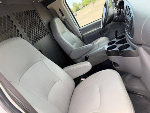 2008 Ford E-Series E-250