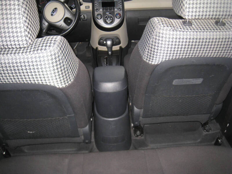 2010 Kia Soul +