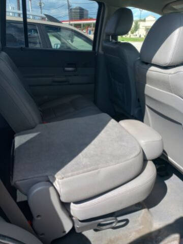 2005 Dodge Durango for sale at Jerry Allen Motor Co in Beaumont TX