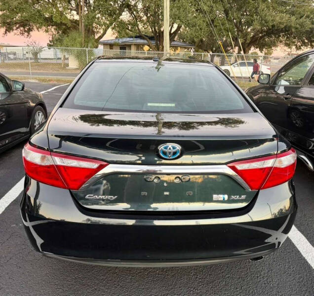2015 Toyota Camry Hybrid XLE