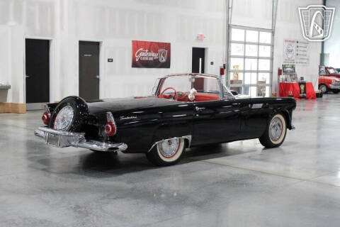 1956 Ford Thunderbird