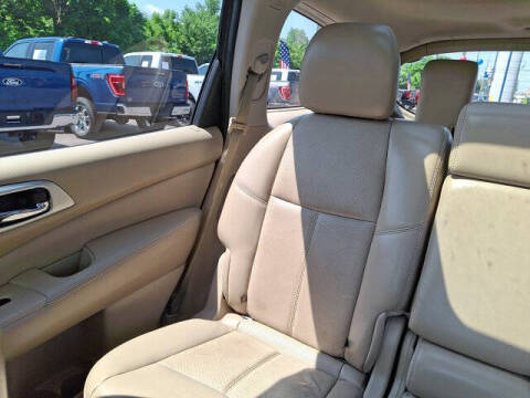 2015 Nissan Pathfinder Platinum