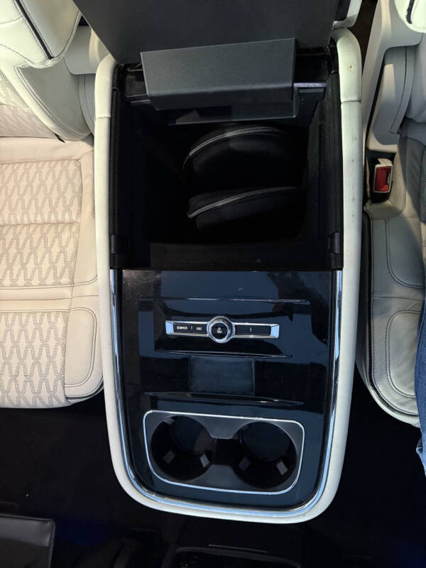 2019 Lincoln Navigator L Black Label