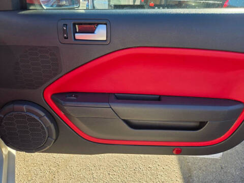 2005 Ford Mustang GT Premium